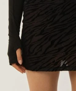 Peppermayo Exclusive Lift Me Up Mini Skirt - Burnout Black -Peppermayo cloth-shop 017a5465959648af9c9ed1ab3a1de60d