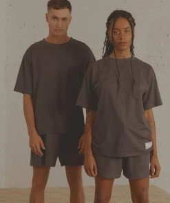 Vacancy Supply The Essential Tee - Faded Black