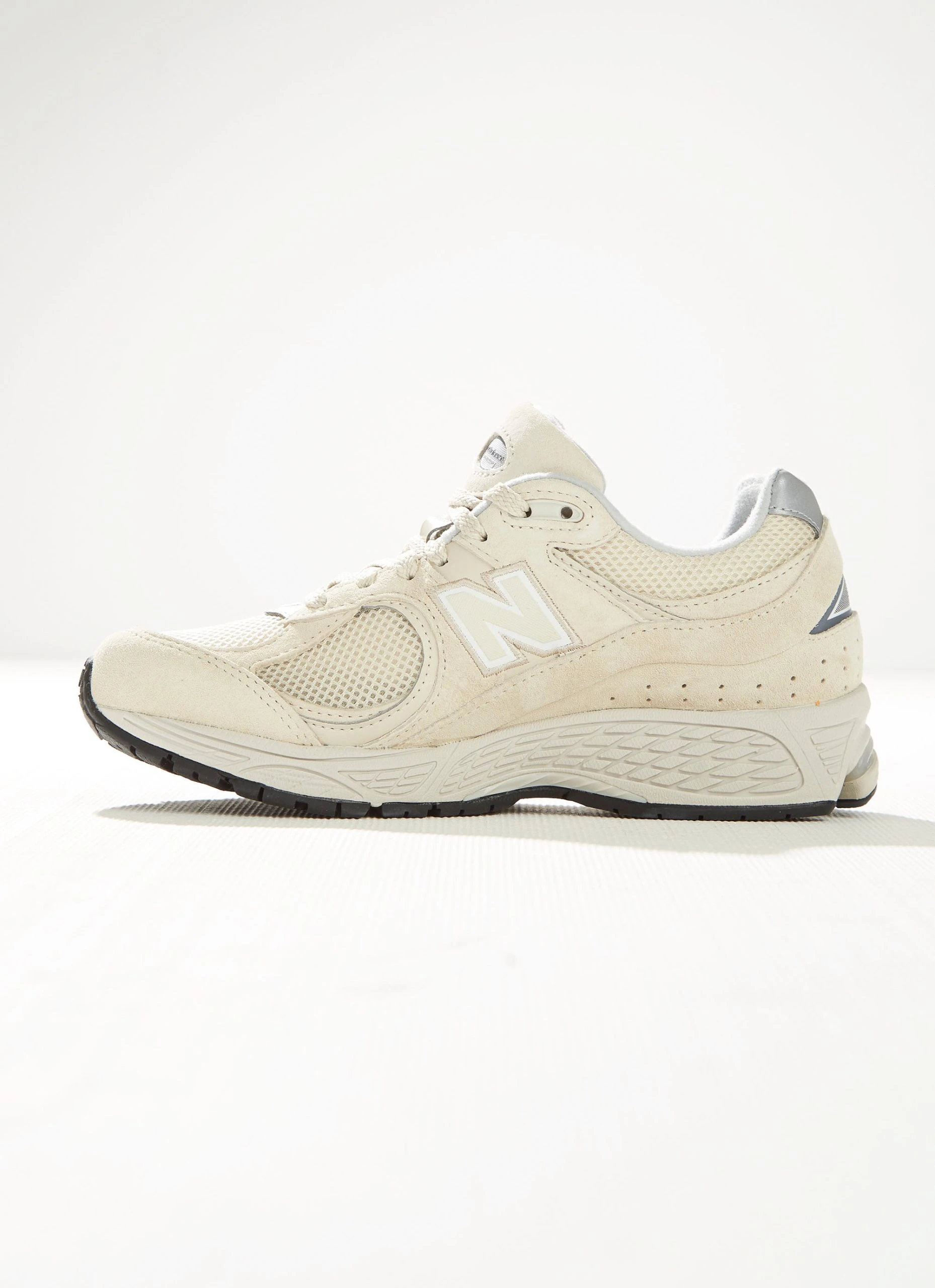 New Balance 2002R Sneaker - Bone 4 New Balance 2002R Sneaker - Bone - Image 4