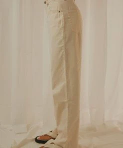 Afends Shelby Hemp Twill High Waist Leg Pant - Natural 8 Afends Shelby Hemp Twill High Waist Leg Pant - Natural -Peppermayo cloth-shop 24925e8d140048e69854fc3910e13af0 scaled
