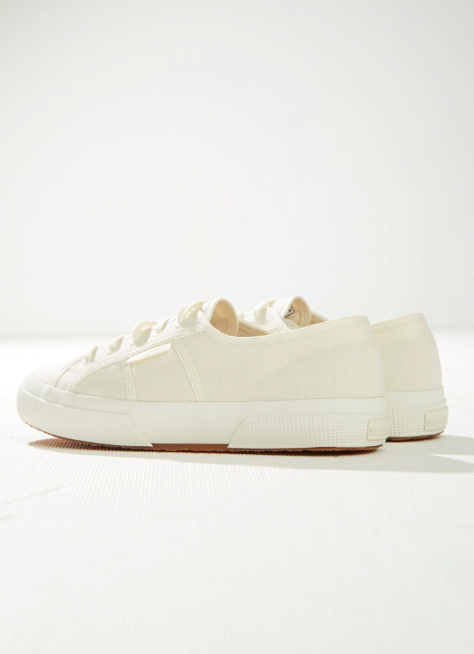 Superga 2750 Organic Canvas Natural Dy - A02 Red Beet 6 Superga 2750 Organic Canvas Natural Dy - A02 Red Beet - Image 6