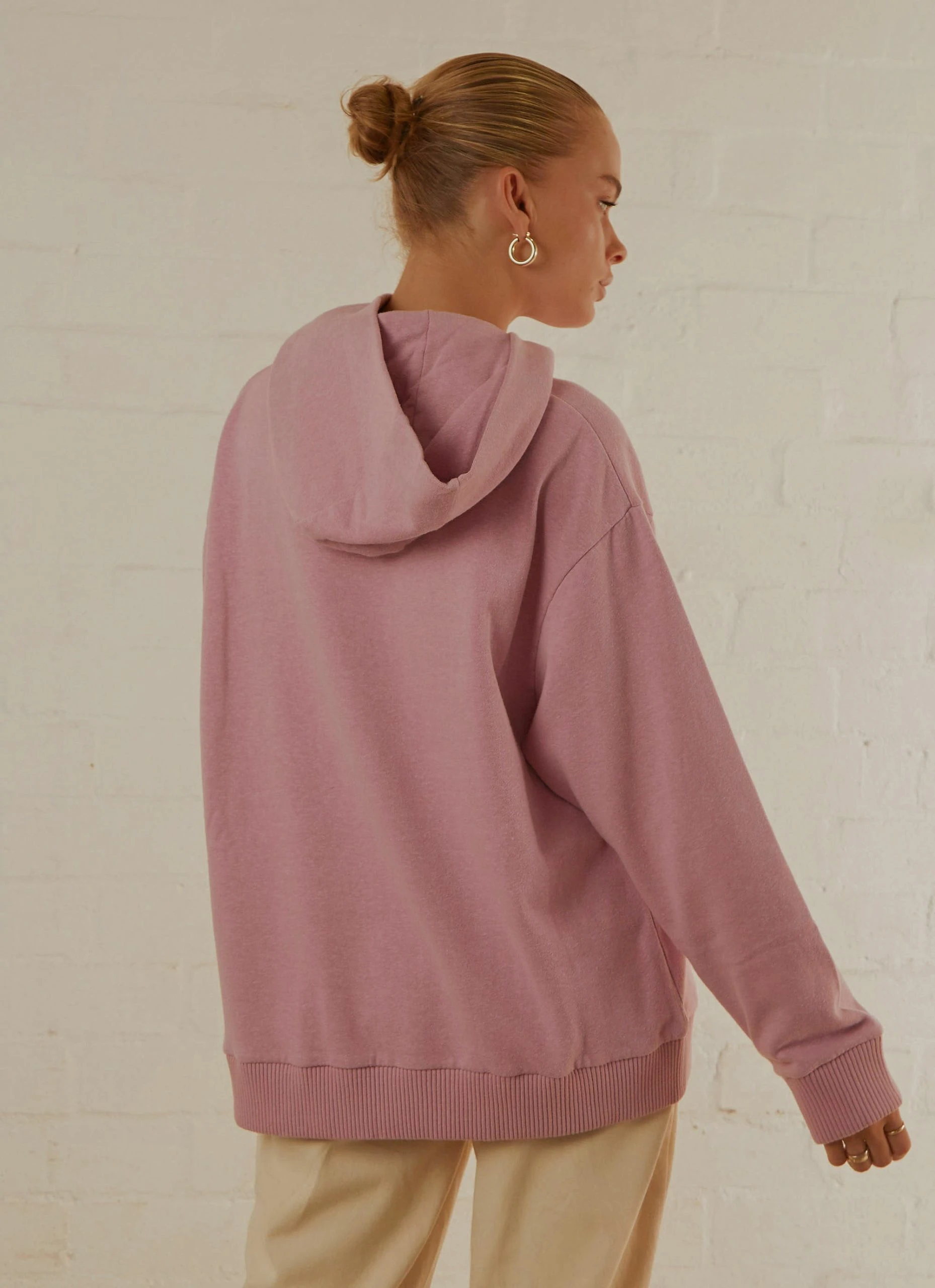 Afends Remi Hemp Oversized Hood - Smokey Pink 9 Afends Remi Hemp Oversized Hood - Smokey Pink - Image 9
