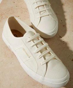 Superga 2750 Organic Canvas Natural Dy - A02 Red Beet