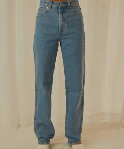 Abrand A 94 High Straight Jean - Debbie
