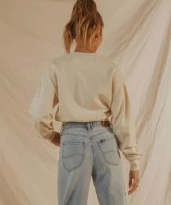 Lee Power Crew Sweat - Ecru -Peppermayo cloth-shop 37afbc9ab7c54c90917298268e1a40ef scaled