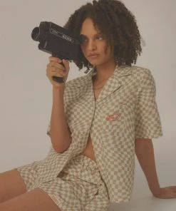 Vacancy Supply Blaze Organic Linen Shirt - White-Crème -Peppermayo cloth-shop 3845c30042e34466ab6d25b274353bfc scaled