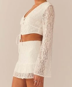 Peppermayo Exclusive Free & Wild Lace Mini Skirt - Ivory -Peppermayo cloth-shop 3c8723c21d0d4c748c2d04e3c0f77354 scaled