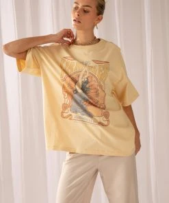 Wrangler Shell Siren Tee - Sunlight