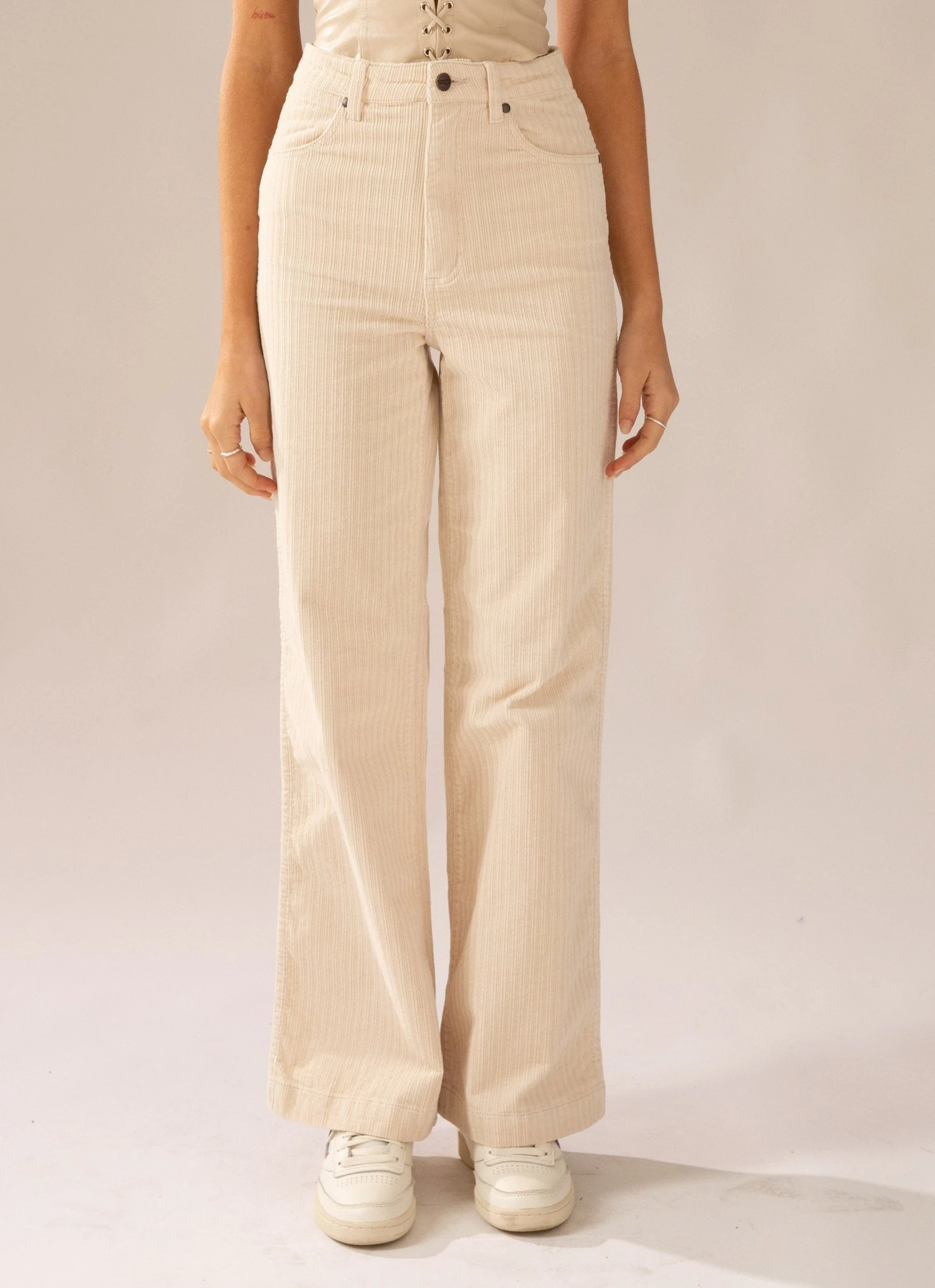 Wrangler Hi Bells Jean - Chalk Cord 4 Wrangler Hi Bells Jean - Chalk Cord - Image 4