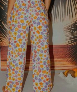 Peppermayo Exclusive Isola Linen Pants - Blooming -Peppermayo cloth-shop 41ea55eb3fb44d75a982d7d65cf7d05c scaled