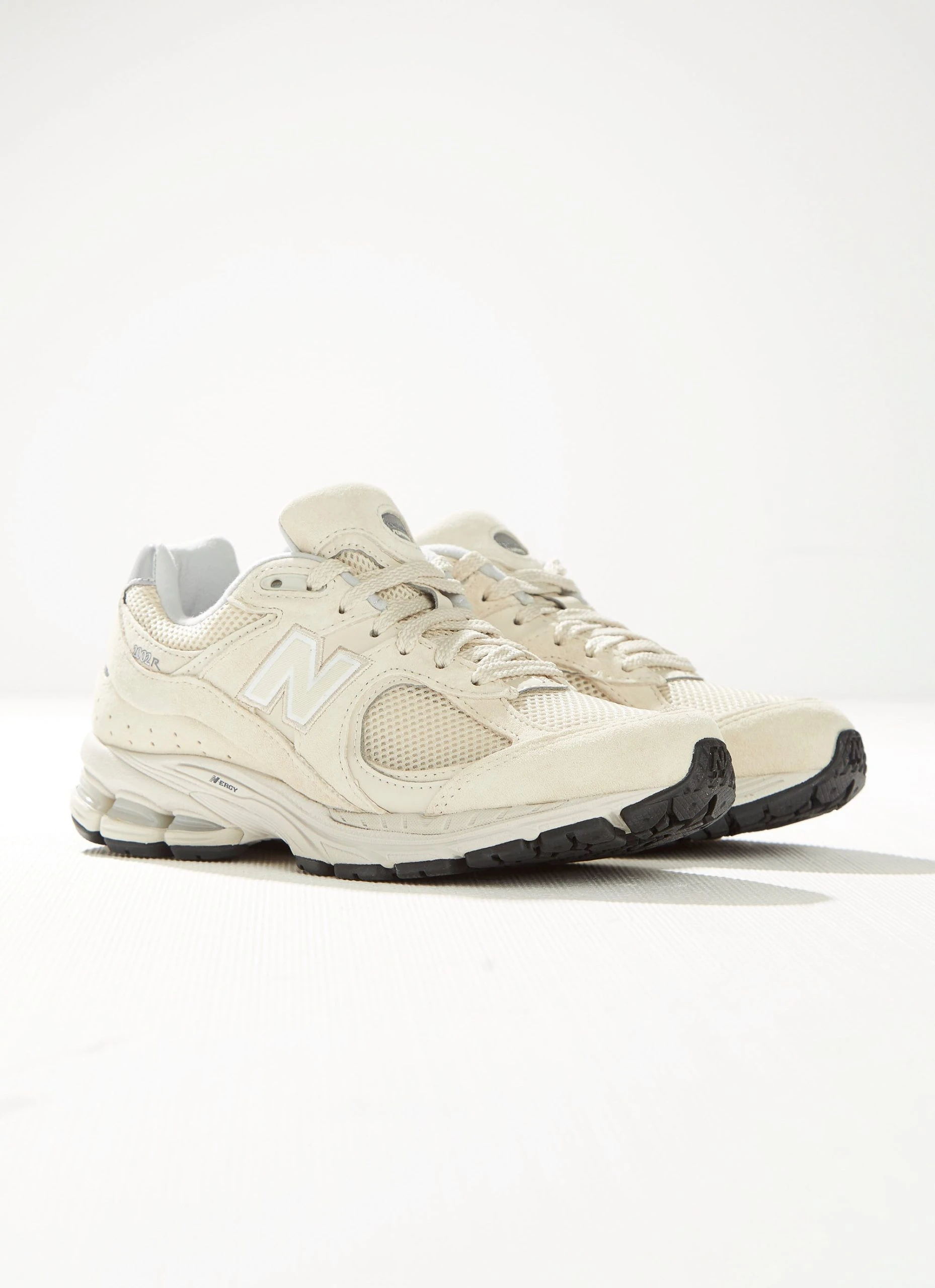 New Balance 2002R Sneaker - Bone 5 New Balance 2002R Sneaker - Bone - Image 5