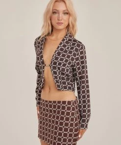 Riley Hubatka X Peppermayo Cobain Crop Shirt - Chocolate Geo -Peppermayo cloth-shop 47edabe202d94efe8e653623ae98c647 scaled