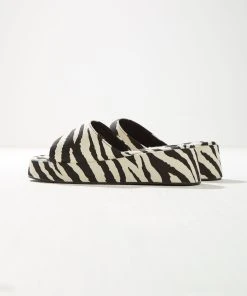 Cult Avenue Darby Mule - Beige Zebra 15 Cult Avenue Darby Mule - Beige Zebra -Peppermayo cloth-shop 4ba2c9123324486eb8167ccfc67f7b07 scaled