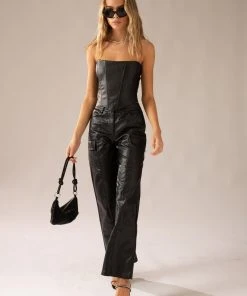 Peppermayo Exclusive Walk On The Wild Side PU Cargo Pants - Black 8 Peppermayo Exclusive Walk On The Wild Side PU Cargo Pants - Black -Peppermayo cloth-shop 4bf61b3c57d54e9a844652c656fe91dd