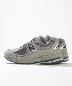 New Balance 2002R Sneaker - Grey 11 New Balance 2002R Sneaker - Grey -Peppermayo cloth-shop 57b0bf0ab17e43d0919730e5dae46832 scaled
