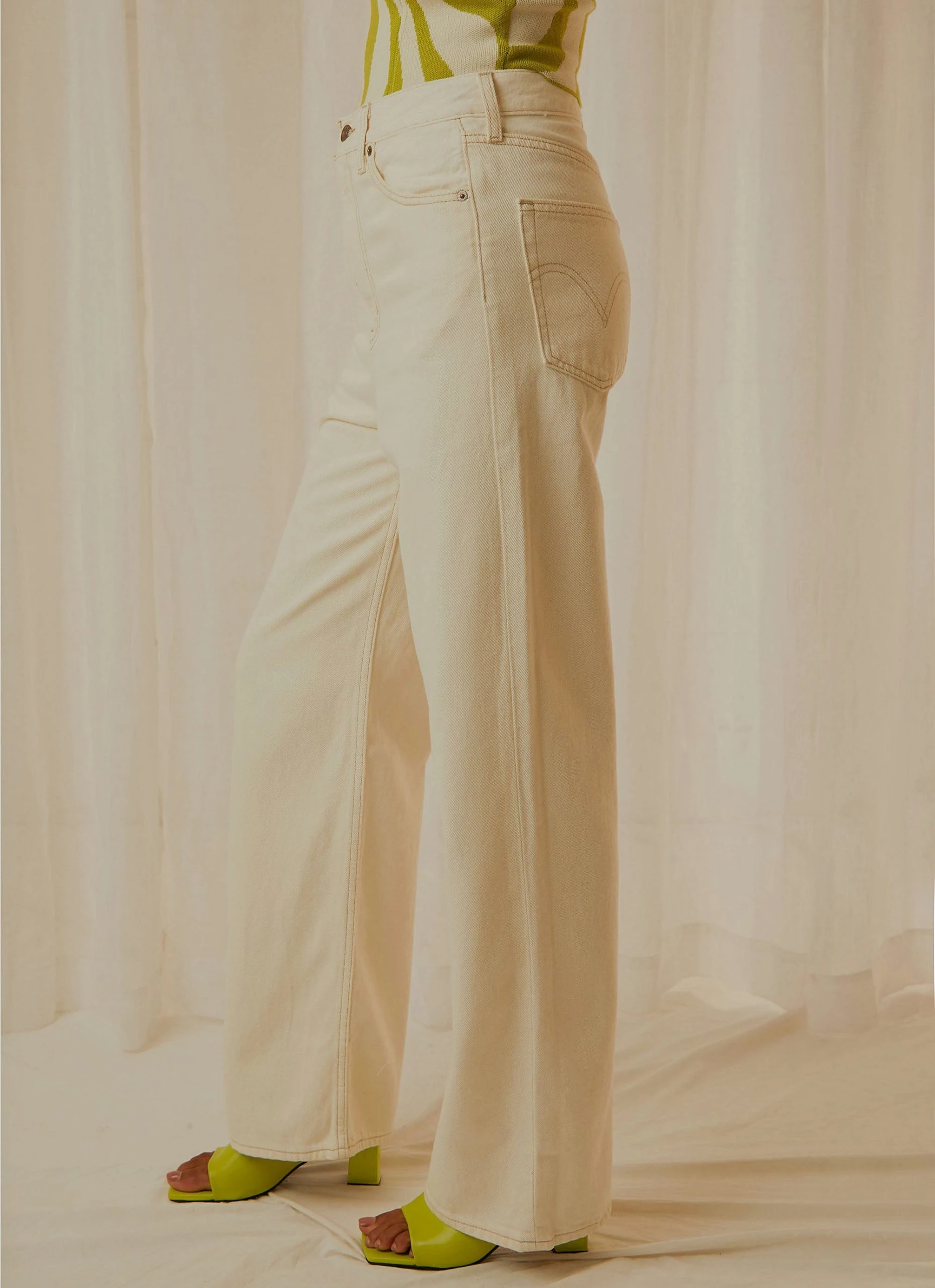 Levi's High Loose Jeans - Lose Yourself 5 Levi's High Loose Jeans - Lose Yourself - Image 5