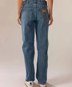 Wrangler Cindy Relaxed Straight - Exploration -Peppermayo cloth-shop 5b29ee856cd341c69bb38b0ab62cb104