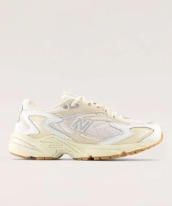 New Balance 725 Sneaker - Bone
