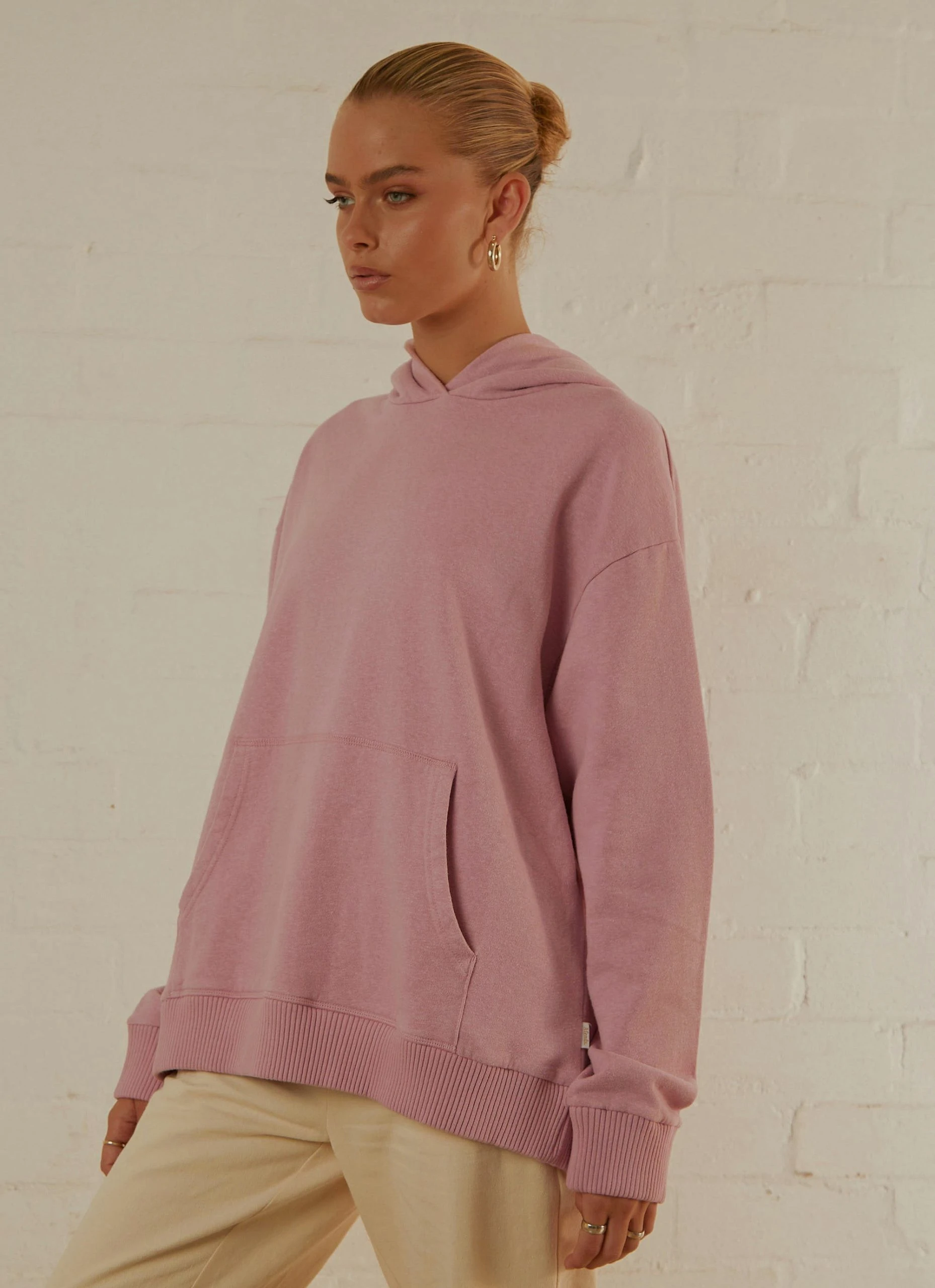 Afends Remi Hemp Oversized Hood - Smokey Pink 6 Afends Remi Hemp Oversized Hood - Smokey Pink - Image 6