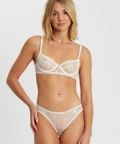 Saturday The Label Daisy Briefs - White Daises 6 Saturday The Label Daisy Briefs - White Daises -Peppermayo cloth-shop 63da85342d674f438f8355d1fd9067a1 scaled