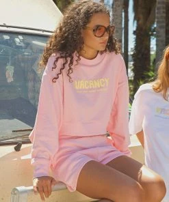 Vacancy Supply Arrival Cropped Jumper - Pink Soda