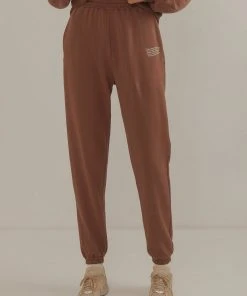 Vacancy Supply Holiday House Sweatpant - Choc Brown -Peppermayo cloth-shop 6e2b8db7b6f24579a616c5c04b270f56 scaled