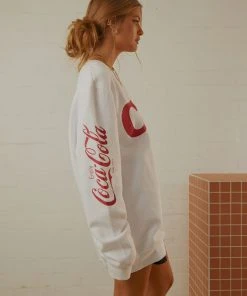 Rolla's Coca Cola World Sweat - Vintage White -Peppermayo cloth-shop 6e61a98268a3432796c6e93c41a826a1 scaled
