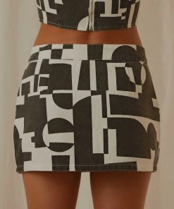 Peppermayo Exclusive New York Times Mini Skirt - Black And White Geo -Peppermayo cloth-shop 6f0d89c6386c47789f7a33005ce329e7 scaled