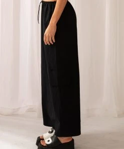 Peppermayo Exclusive I'm Totally Buggin Cargo Midi Skirt - Black 9 Peppermayo Exclusive I'm Totally Buggin Cargo Midi Skirt - Black -Peppermayo cloth-shop 71c3c508172849509f05c114ff90b2e8