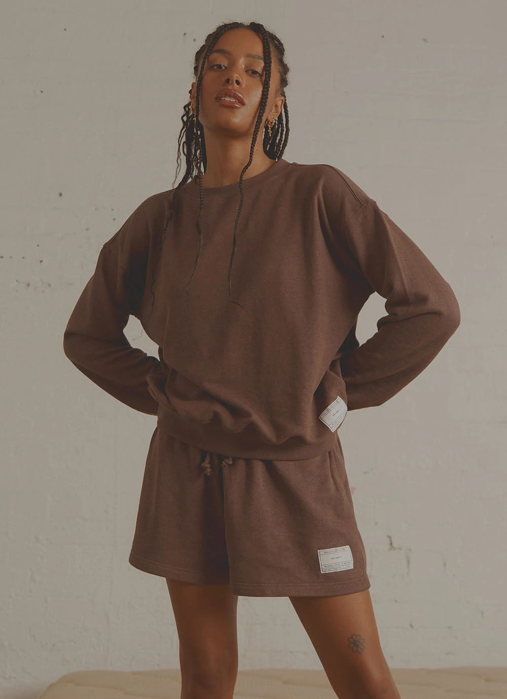 Vacancy Supply The Essential Crew - Chocolate 3 Vacancy Supply The Essential Crew - Chocolate - Image 3