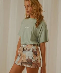 Afends Grow Some Hemp Oversized Tee - Smoke Green -Peppermayo cloth-shop 791d69d38b7c4824a7b9d707933a53f5 scaled