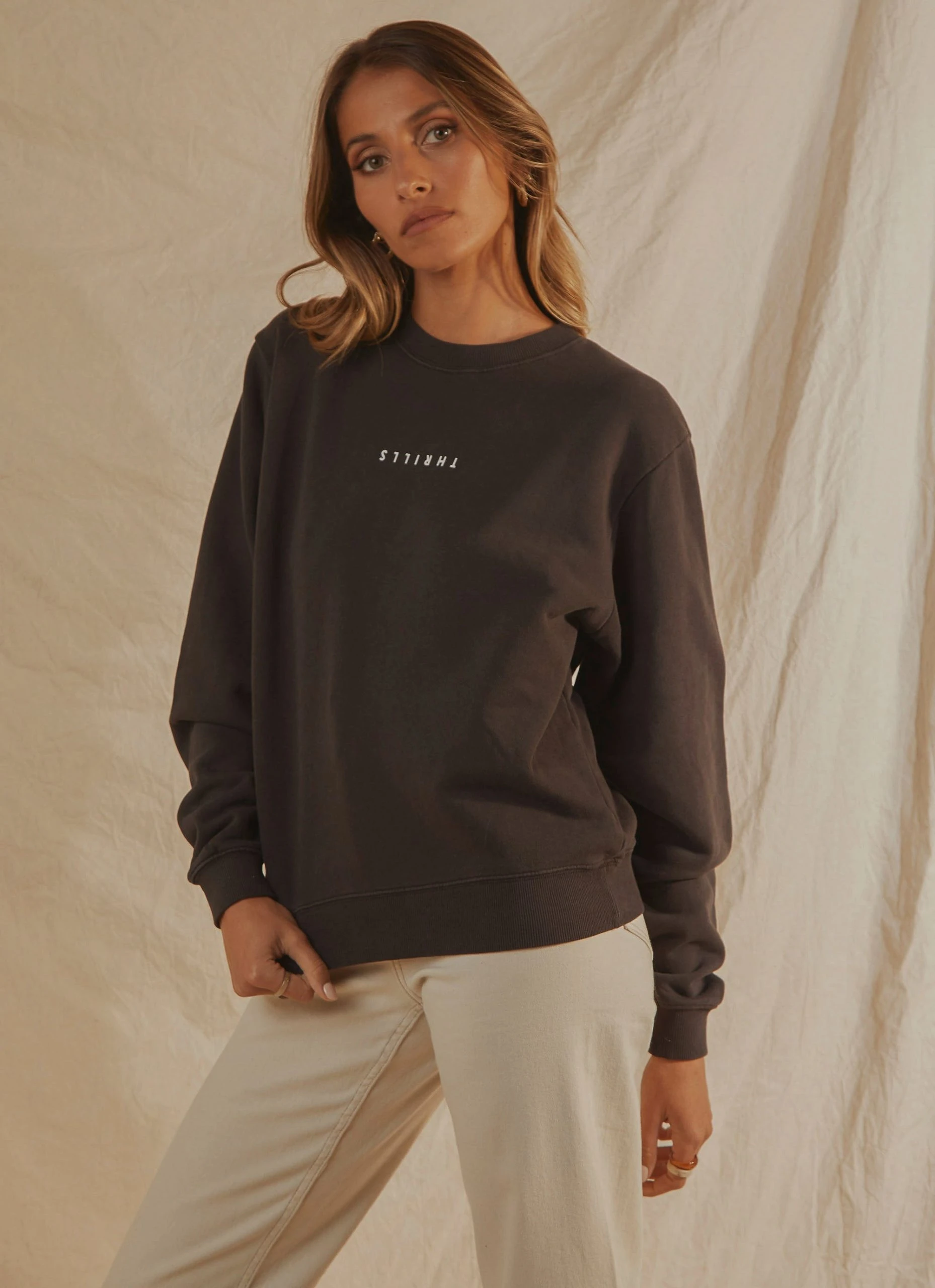 Minimal Thrills Crew - Heritage Black 1 Minimal Thrills Crew - Heritage Black