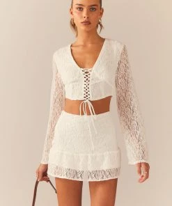 Peppermayo Exclusive Free & Wild Lace Top - Ivory -Peppermayo cloth-shop 80da9e253f9a46bc9941cbaec74d53ec scaled