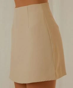 Peppermayo Exclusive Vintage Town Mini Skirt - Cream -Peppermayo cloth-shop 8702f1f22f7644bc9bff59f6bdf263f3 scaled