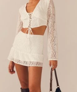 Peppermayo Exclusive Free & Wild Lace Mini Skirt - Ivory -Peppermayo cloth-shop 883a07e5699d46a3b2a1a5c963541eca scaled