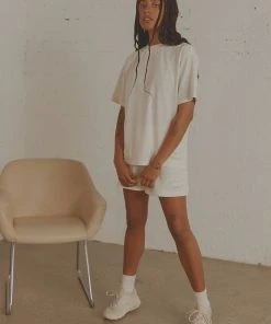 Vacancy Supply The Essential Tee - Coconut Milk