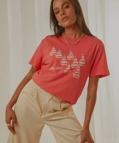 Rolla's Cape Cod Tomboy Tee - Red