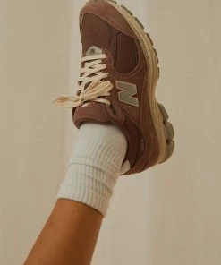 New Balance 2002RHD Sneaker - Cocoa -Peppermayo cloth-shop 953dab0818404923bf5f86afdea0b55a scaled