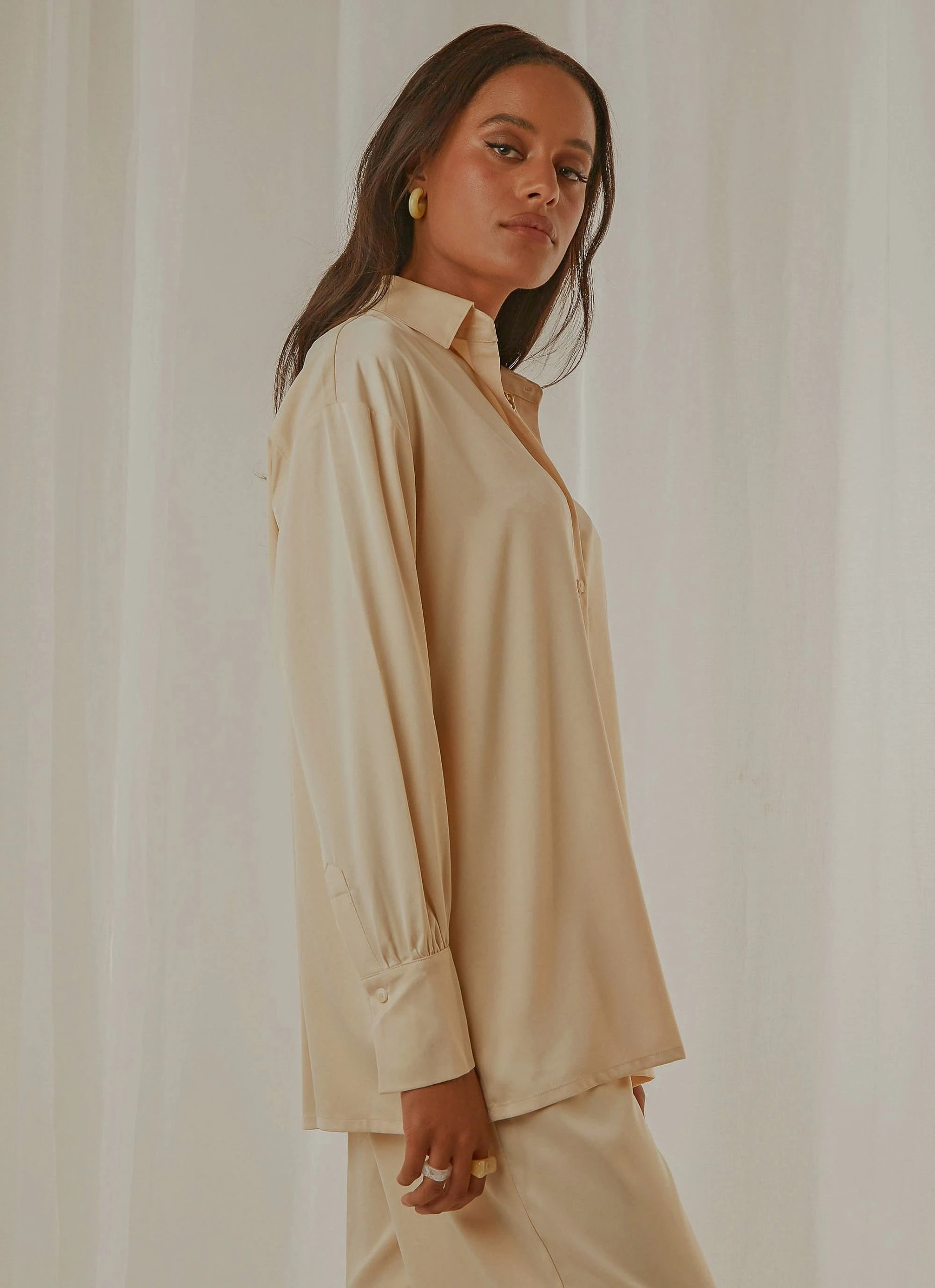 Peppermayo Exclusive Monet Oversized Shirt - Ivory 4 Peppermayo Exclusive Monet Oversized Shirt - Ivory - Image 4