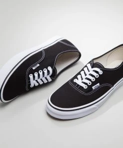 Vans Authentic Sneakers - BLACK -Peppermayo cloth-shop 9a6c36f7db334c96b5dc89108f207e8f