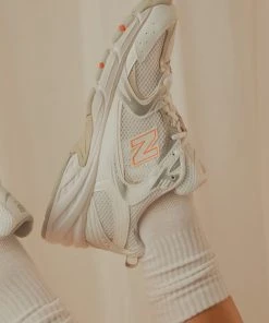 New Balance 530 Sneaker - AA1 -Peppermayo cloth-shop 9bd7395e37b844f982abe2e63a79164c 9d236a77 e20a 49ba ab24 ca3e2a8ad540 scaled