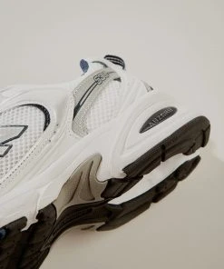 New Balance 530 Sneaker - White -Peppermayo cloth-shop New balance 12.5.22 1 scaled