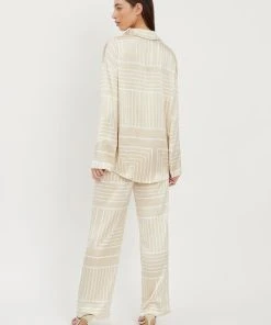 4TH & RECKLESS Norma Shirt - Beige Print 11 4TH & RECKLESS Norma Shirt - Beige Print -Peppermayo cloth-shop PM Norma 12 scaled