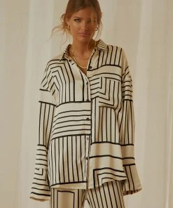 4TH & RECKLESS Norma Shirt - Black And White 8 4TH & RECKLESS Norma Shirt - Black And White -Peppermayo cloth-shop Peppermayo Elise 15.3.22 EXTRA 15 6f19e79a a89c 4721 99f7 58a51afebc7e scaled