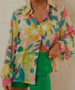 Peppermayo Amelie Shirt - Multi Floral 9 Peppermayo Amelie Shirt - Multi Floral -Peppermayo cloth-shop Peppermayo Elise 15.3.22 EXTRA 31 35311b8d cf91 452d 91a7 4f5ee71e016c scaled