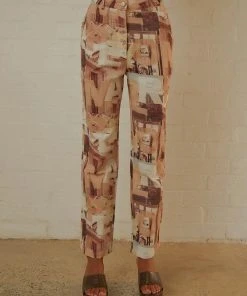 Peppermayo Exclusive Late Nights In N.Y Pants - Neutral Film Graphic -Peppermayo cloth-shop Peppermayo Jenaya 7.2.22 P6 22 scaled