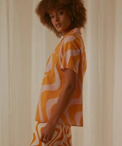 Peppermayo Exclusive Feels Like Sunday Shirt - Orange Wave -Peppermayo cloth-shop Peppermayo Jenaya 8.12.21 P5 3 5d855090 ea5a 4013 b56b c887628acf6a scaled