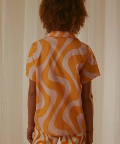Peppermayo Exclusive Feels Like Sunday Shirt - Orange Wave -Peppermayo cloth-shop Peppermayo Jenaya 8.12.21 P5 4 76337df5 3111 4598 9f87 71d27457f15d scaled