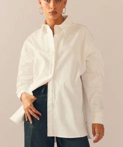 Peppermayo Exclusive Glacier Oversized Shirt - White -Peppermayo cloth-shop Peppermayo Kiana 1.12.22 61 scaled