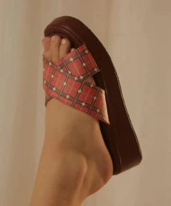 Cult Avenue Fonda Cross Over Mule - 70s Vintage